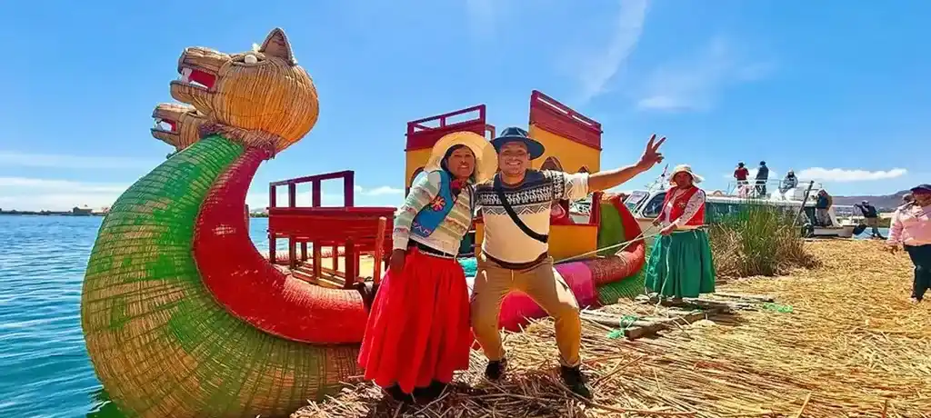 Islas Flotantes Los Uros